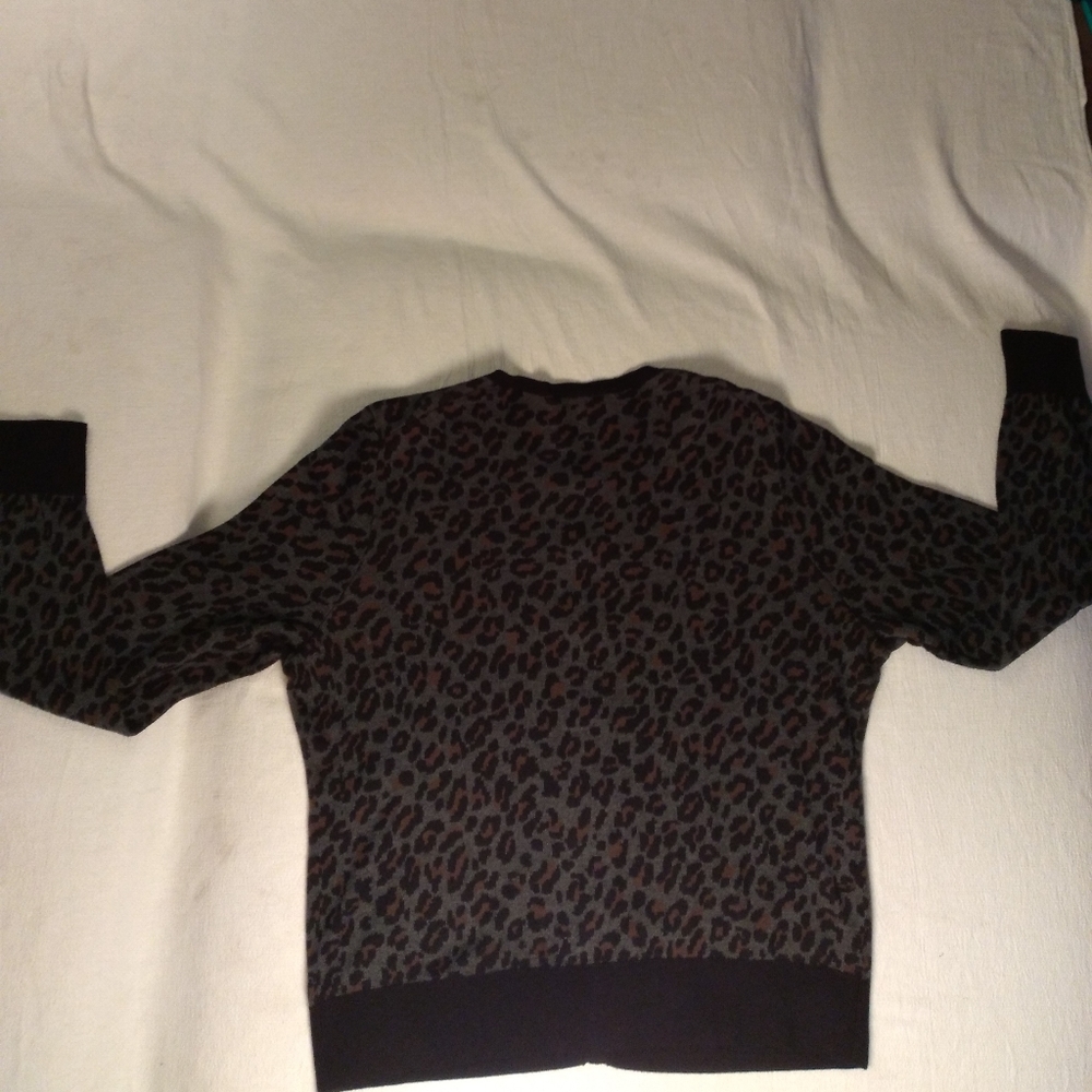 ANN TAYLOR SWEATER